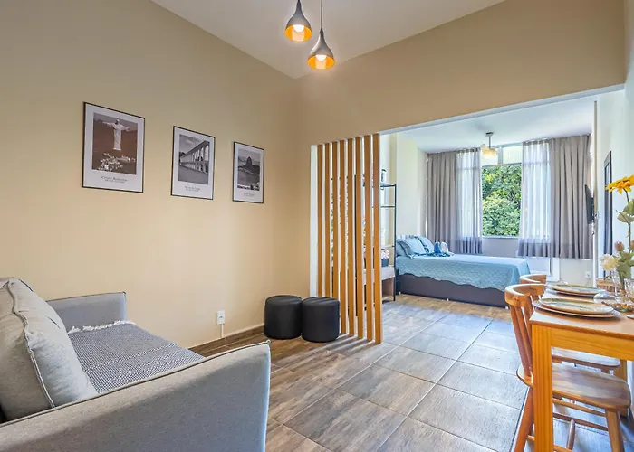 Apartamento Em Copacabana A 300 Metros Da Praia
